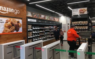 亚马逊拟发债募资至少370亿美元 或跻身史上最大企业债发行之列