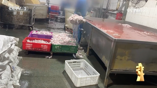 刚刚！央视3·15曝光7大行业乱象，涉及这些A股公司！市场监管总局火速行动-第3张图片-51吃大瓜