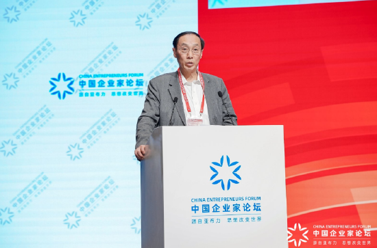 物美集团CEO张斌：与AI共舞，前方就是黄金时代-第1张图片-51吃大瓜