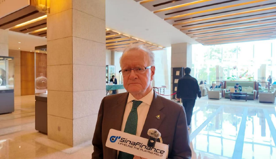 昆山杜克大学美方校长约翰·奎尔奇：你可能不是被AI替代，而是被懂AI的人替代-第1张图片-51吃大瓜