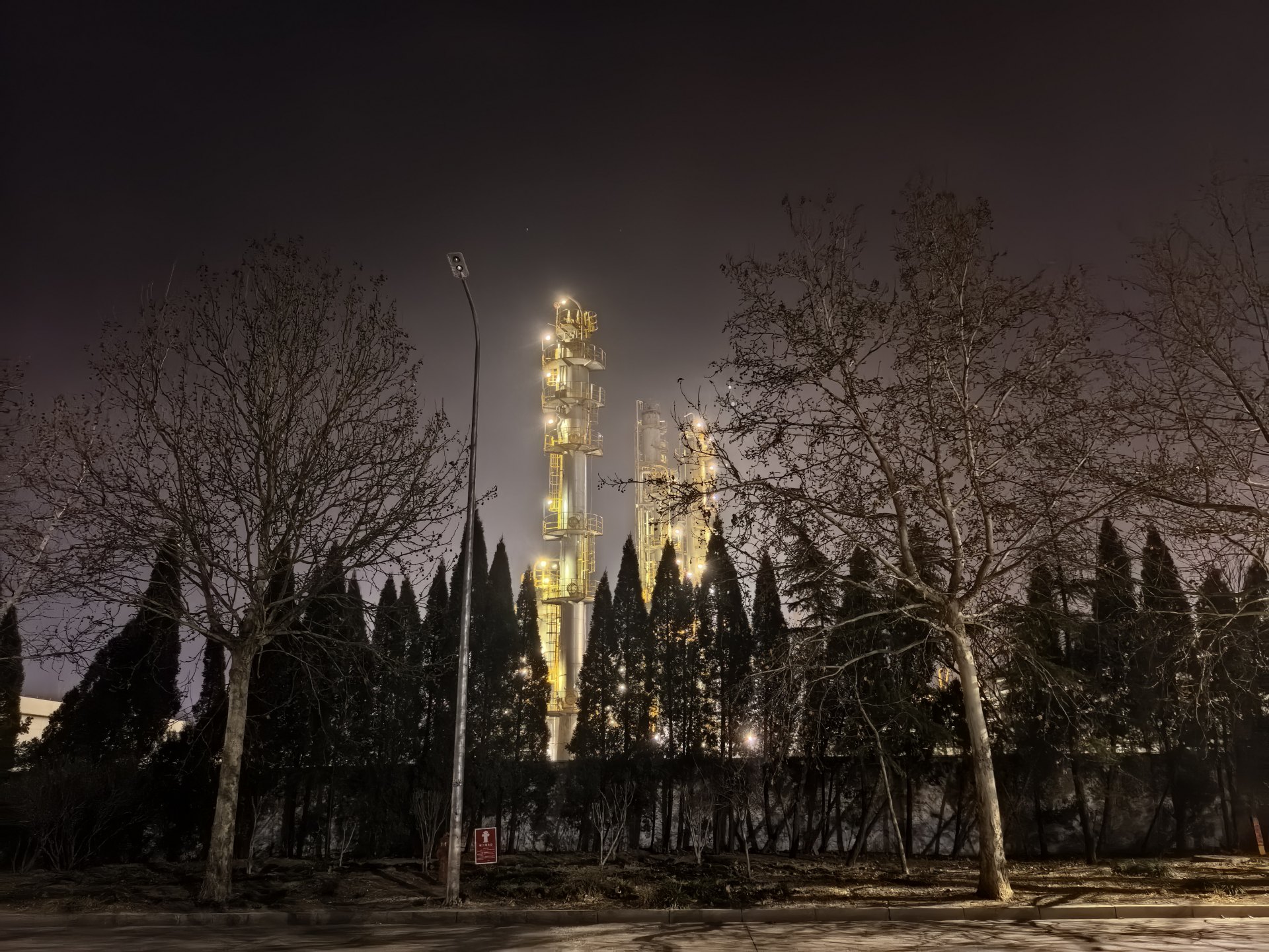 “以前每桶省20美元,现在一分折扣没有” 油价“破百”下的山东地炼产业现状深度调查-第6张图片-51吃大瓜 “以前每桶省20美元,现在一分折扣没有” 油价“破百”下的山东地炼产业现状深度调查-第6张图片-51吃大瓜