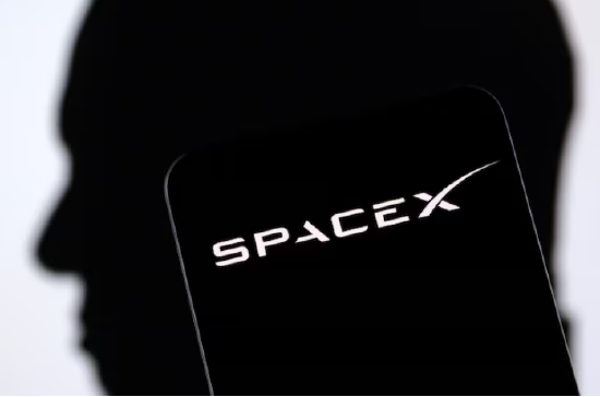 SpaceX据悉秘密提交IPO文件 估值或超过1.75万亿美元-第1张图片-51吃大瓜