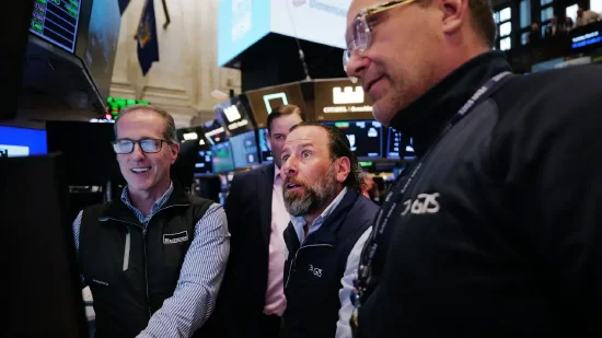 早盘:美股继续上扬 道指涨逾300点-第1张图片-51吃大瓜 早盘:美股继续上扬 道指涨逾300点-第1张图片-51吃大瓜