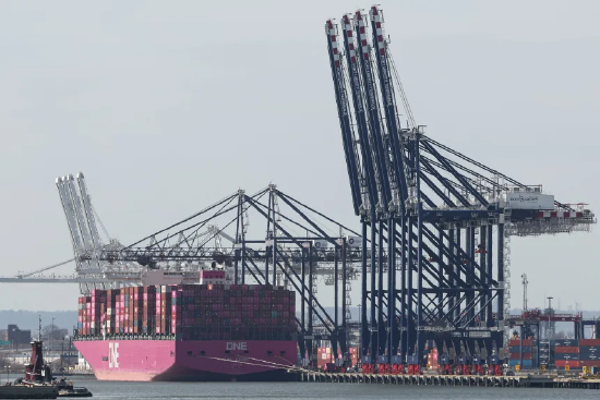 特朗普对霍尔木兹海峡态度摇摆不定-第3张图片-51吃大瓜