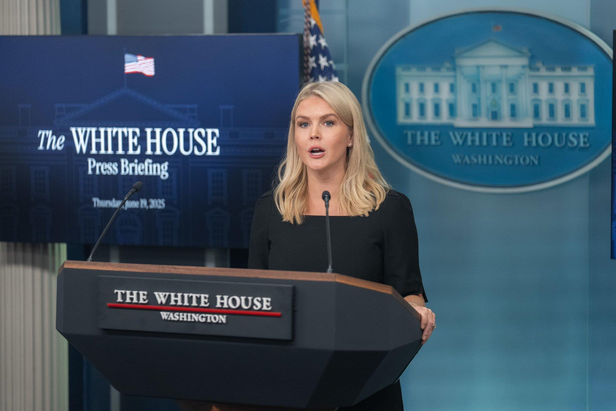 以军战机轰炸黎巴嫩 霍尔木兹海峡再次关闭 停火首日局势再升级-第3张图片-51吃大瓜