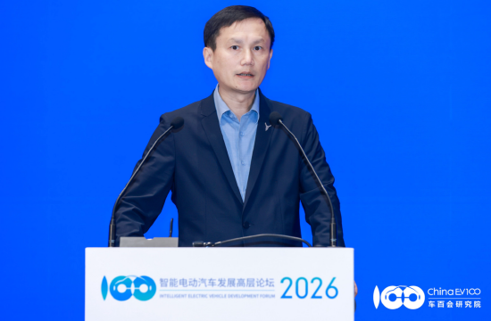 岚图总经理蒋焘:现在车辆屏幕越来越多,但这不会是未来发展趋势-第1张图片-51吃大瓜 岚图总经理蒋焘:现在车辆屏幕越来越多,但这不会是未来发展趋势-第1张图片-51吃大瓜